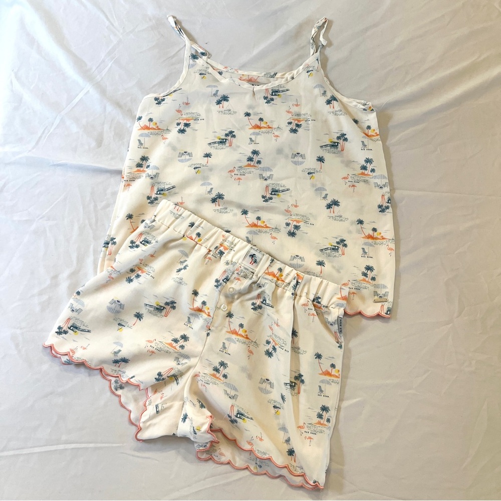 Rae Dunn Island Flamingo Pajama set size M